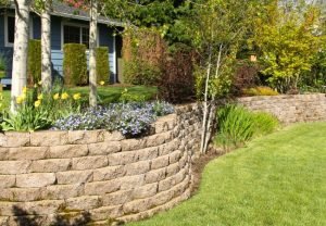 Building_a_Retaining_Wall_at_Home